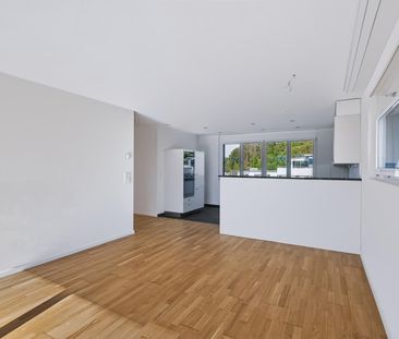 Exklusive Attikawohnung mit rund 40 m² Sonnenterrasse - Foto 2