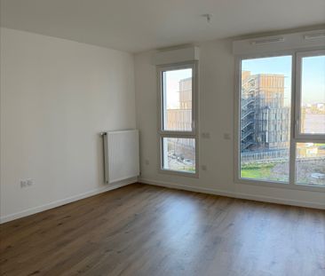 Location Appartement 1 pièce 30m² - Photo 2