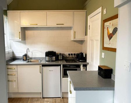 The Avenue, Newmarket, CB8 - Photo 5