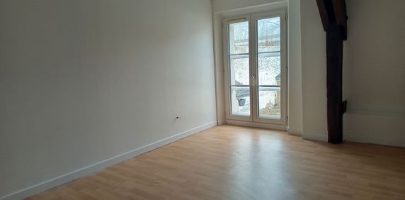 Location Appartement 2 pièces 45m² ABBEVILLE 80100 - Photo 2