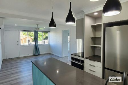 Renovated, Stylish & Ultra-Convenient - Photo 5