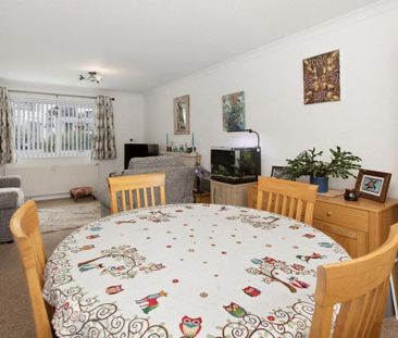 2 bedroom semi-detached house to rent - Photo 2