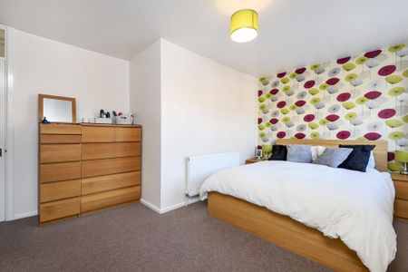 3 bedroom house to rent Royston Road, St. Albans, AL1 - Photo 5