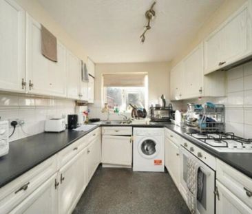1 bedroom Property to rent - Photo 1