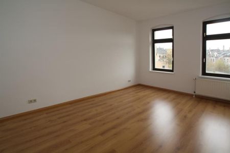 EBK... Großes Wohnzimmer... Bad mit Fenster - Photo 5