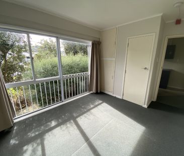 Riverside Apartment Ground floor 2 Bedroom - Photo 4