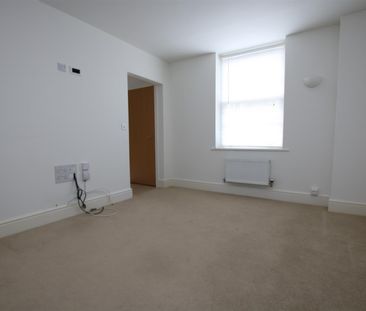 2 bed Terraced House for let - Photo 5