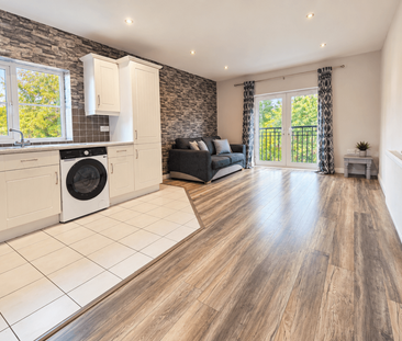 2 bedroom flat to rent - Photo 1