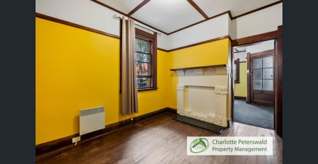 Charming, Renovated Townhouse with parking for 2 cars, in the Heart of Sandy Bay - Photo 3