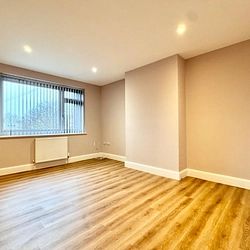 Minnis Road, CT7 9SD, Birchington - Photo 1