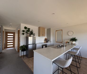 Feel at home, Living Here - Photo 6