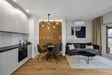 Warszawa, Wola, Grzybowska - Zdjęcie 3