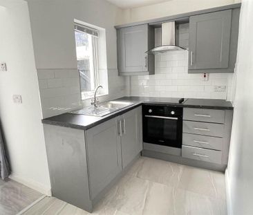 110 Stream Street, Downpatrick, BT30 6DF - Photo 6