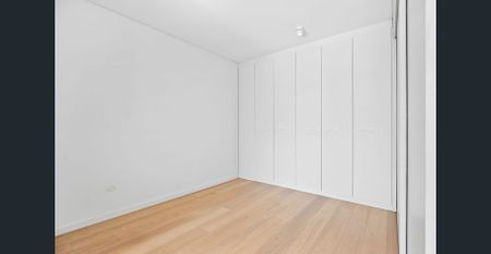 SUPERB LOCATION IN BOUTIQUE BUILDING - Photo 5