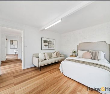 Self-Contained 2 Bedroom Home in Epping - Photo 2