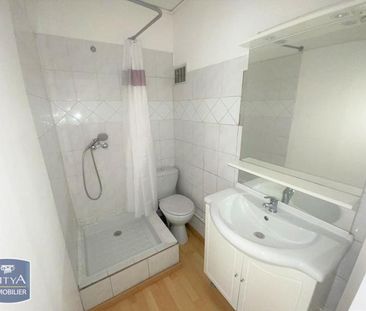 Location Appartement 1 pièce 25m² MARSEILLE 1er - Photo 3