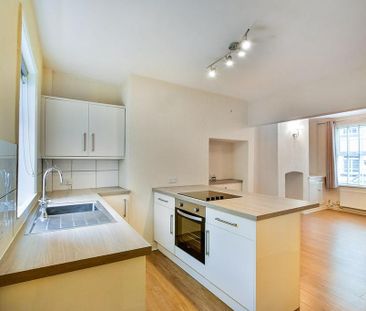 2 bedroom terraced house to rent - Photo 3