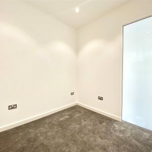 Parkview House, Wokingham Parkview House, Wokingham - Photo 2