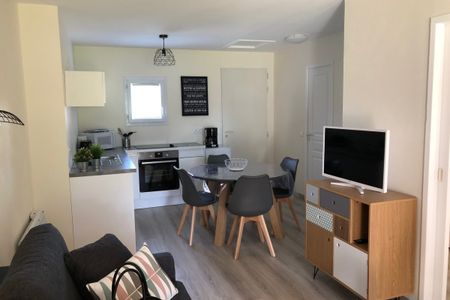 MALLEMORT - DOMAINE DE PONT ROYAL. T2 de 33m2 meublé face au - Photo 3