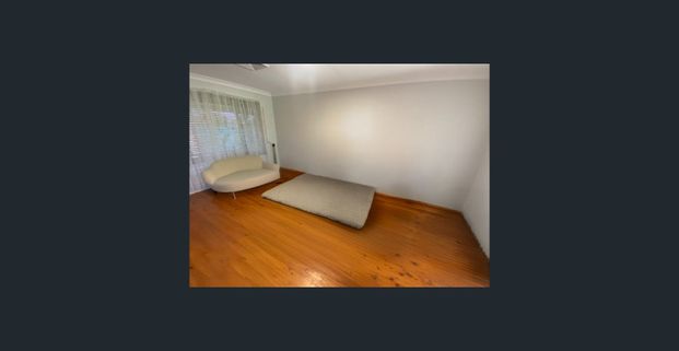 MODERN HOME IN GREAT LOCATION! - Photo 1