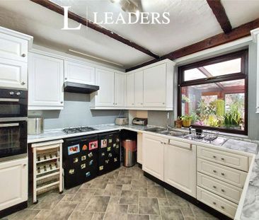 2 bedroom bungalow to rent - Photo 6