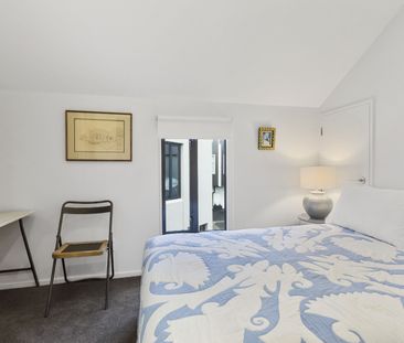 FURNISHED 2 Bedroom Apartment in the City - Photo 6