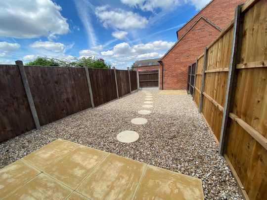 Forest School Street, Rolleston On Dove, Burton Upon Trent DE13 9AZ - Photo 1