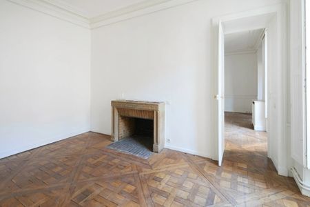 Appartement à louer à Paris 6Ème - Photo 2