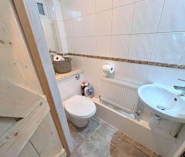 Beach Cottages, Claremont Road, BN25 - Photo 4