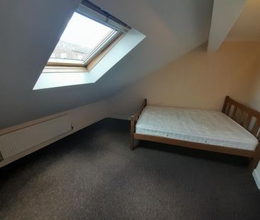 1 bedroom in a house share to rent - Photo 5