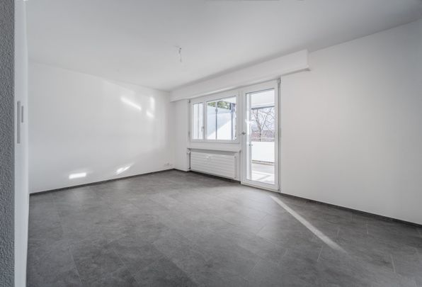 Rent a 3 ½ rooms apartment in Niederhasli - Photo 1