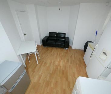 6 bedroom house share to rent - Photo 1