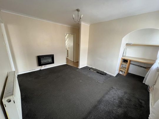 2 bedroom maisonette to rent - Photo 1