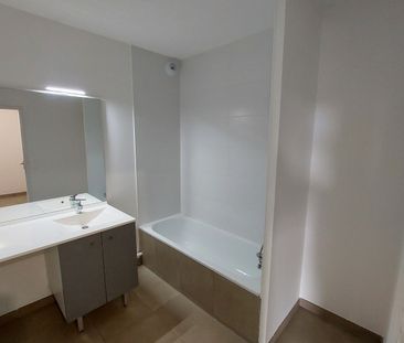 Location Appartement 2 pièces 51m² CORNEBARRIEU 31700 - Photo 5