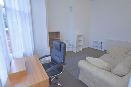 1 Bedroom Flat - Photo 3