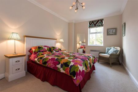 2 bedroom apartment to rent - Photo 5