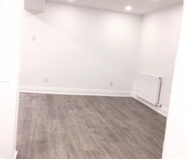 For Lease - 340 Kenilworth Avenue Unit# C, Toronto, Ontario - Photo 2