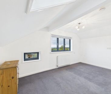 2 bedroom maisonette to rent - Photo 5