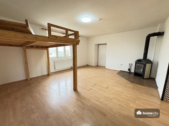Pronájem bytu 2+1 60 m² - Fotografie 1