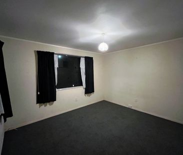 Cosy & partially furnished in central Taita - Photo 2