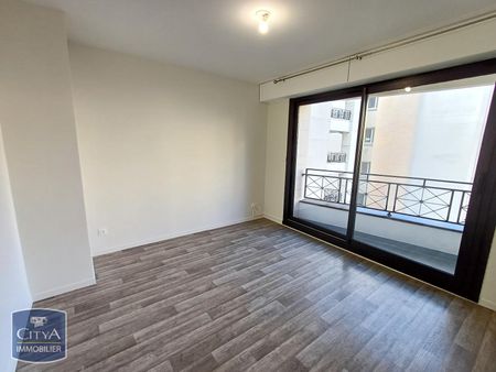Location Appartement 2 pièces 49m² LILLE 59000 - Photo 2