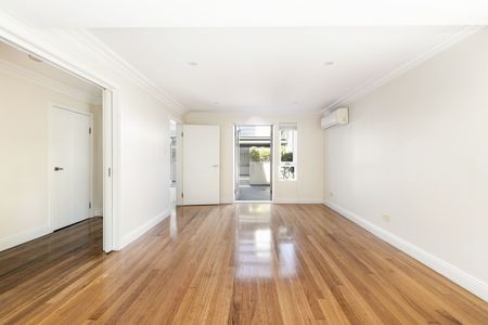 1E Reuss Street, Glebe NSW 2037 - Townhouse For Rent | Domain - Photo 2