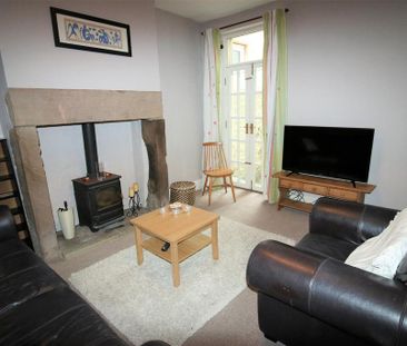 4 bedroom private hall to rent - Photo 6