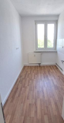 Ihr neues zu Hause! Große 3-Raumwohnung zu vermieten. - Foto 4