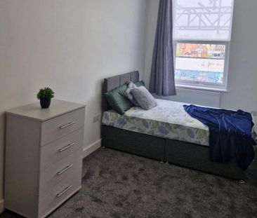 2 bedroom apartment to rent - Photo 6