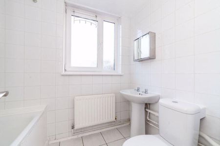 Battersea Bridge Road - Photo 3