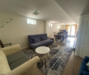 For Lease - 15 Bingham Street, Richmond Hill, Ontario - Photo 1