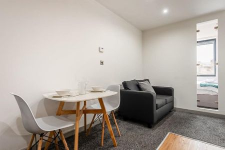 1 bedroom serviced apartment to rent - Photo 5