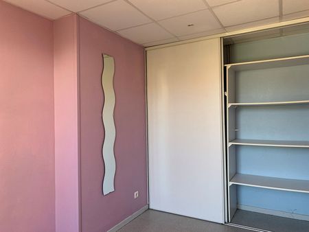 RUE DE LONGVIC – T2 – 37 m² - Photo 5