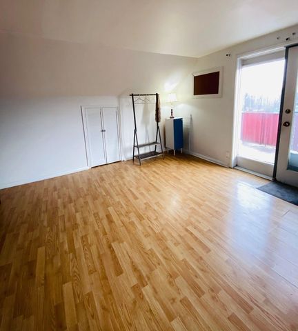 For Lease - 2123 Lawrence Avenue Unit# #4, Toronto, Ontario - Photo 2